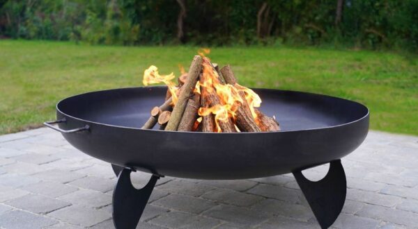 Outdoor Fire Pit (Type: Steel)